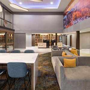 La Quinta Inn & Suites By Wyndham Yakima Downtown